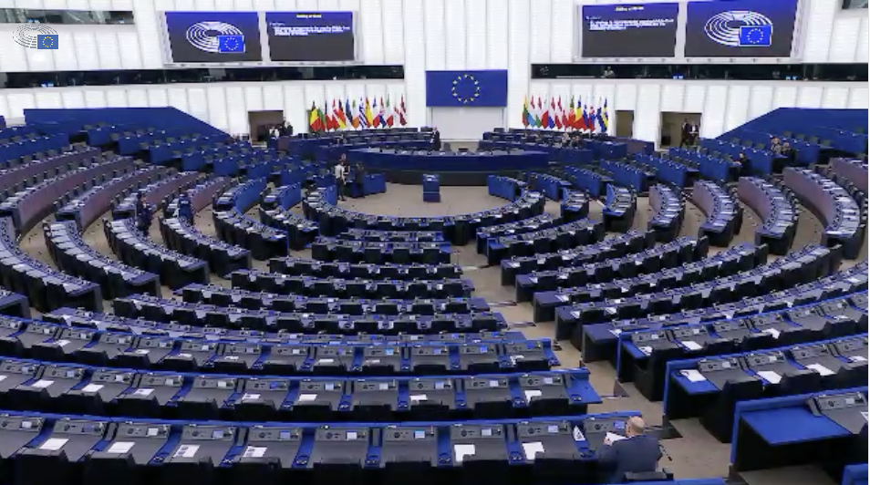 Изтича срокът за транспониране на европейската директива за равно заплащане на жените и мъжете