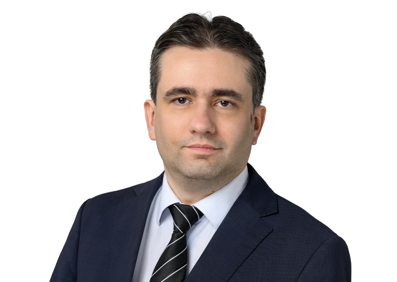 Божидар Божанов: Случаят с Джевдет Чакъров илюстрира, че ако си от „правилната“ страна, прокуратурата не те преследва
